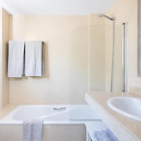Alquiler Ideal Con Piscina, Balcon Y Fibra Wi-fi - Tenerife - Es-279-17 Apartament *